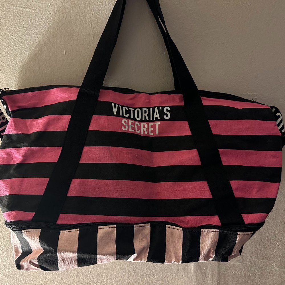 Victoria Secret Weekender Bag